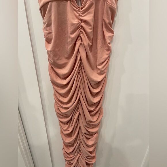 Michael Costello x Revolve Kara Midi Dress in Light Mauve.Size M - Picture 8 of 13